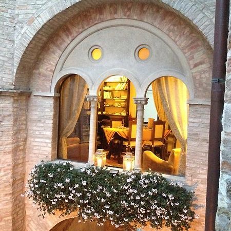 Palazzetto Bentivoglio Villa Sassoferrato Bagian luar foto