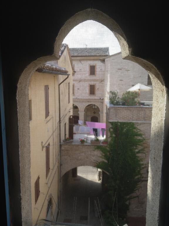 Palazzetto Bentivoglio Villa Sassoferrato Bagian luar foto